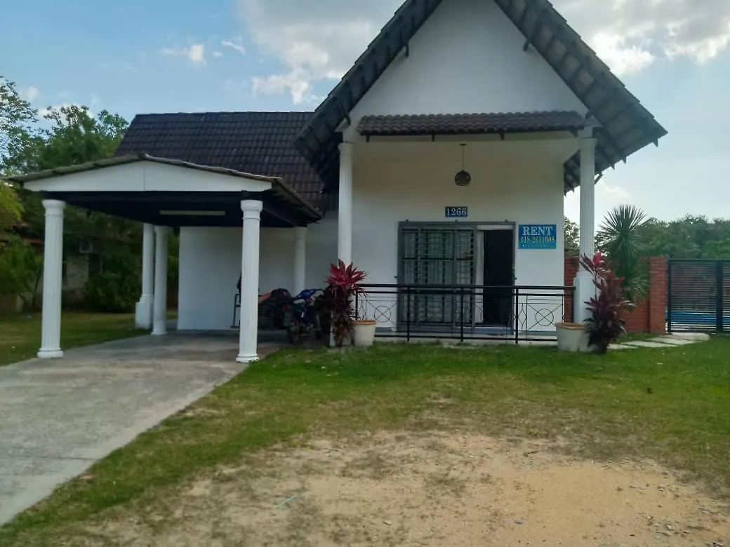 Holiday Villa Famosa Malakka Tatil Evi