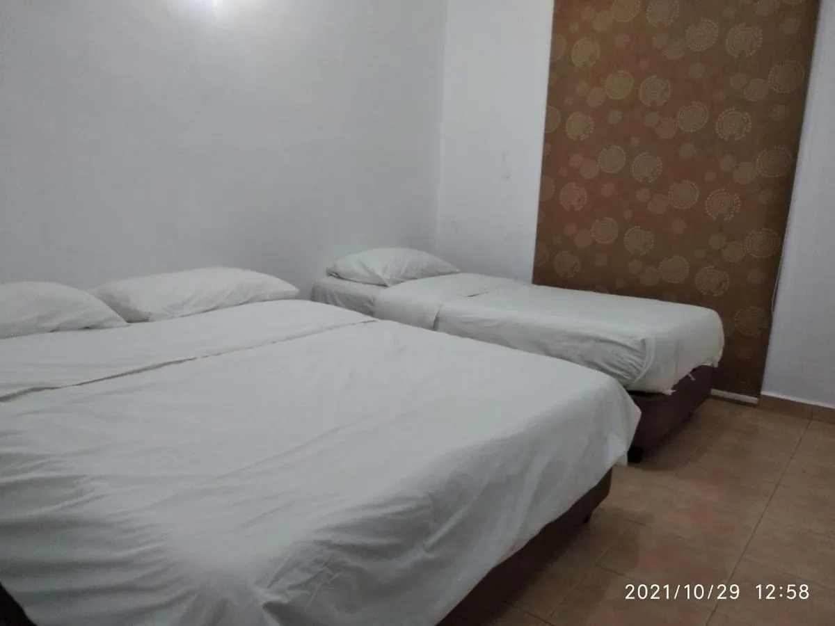 Holiday Villa Famosa Malakka Tatil Evi