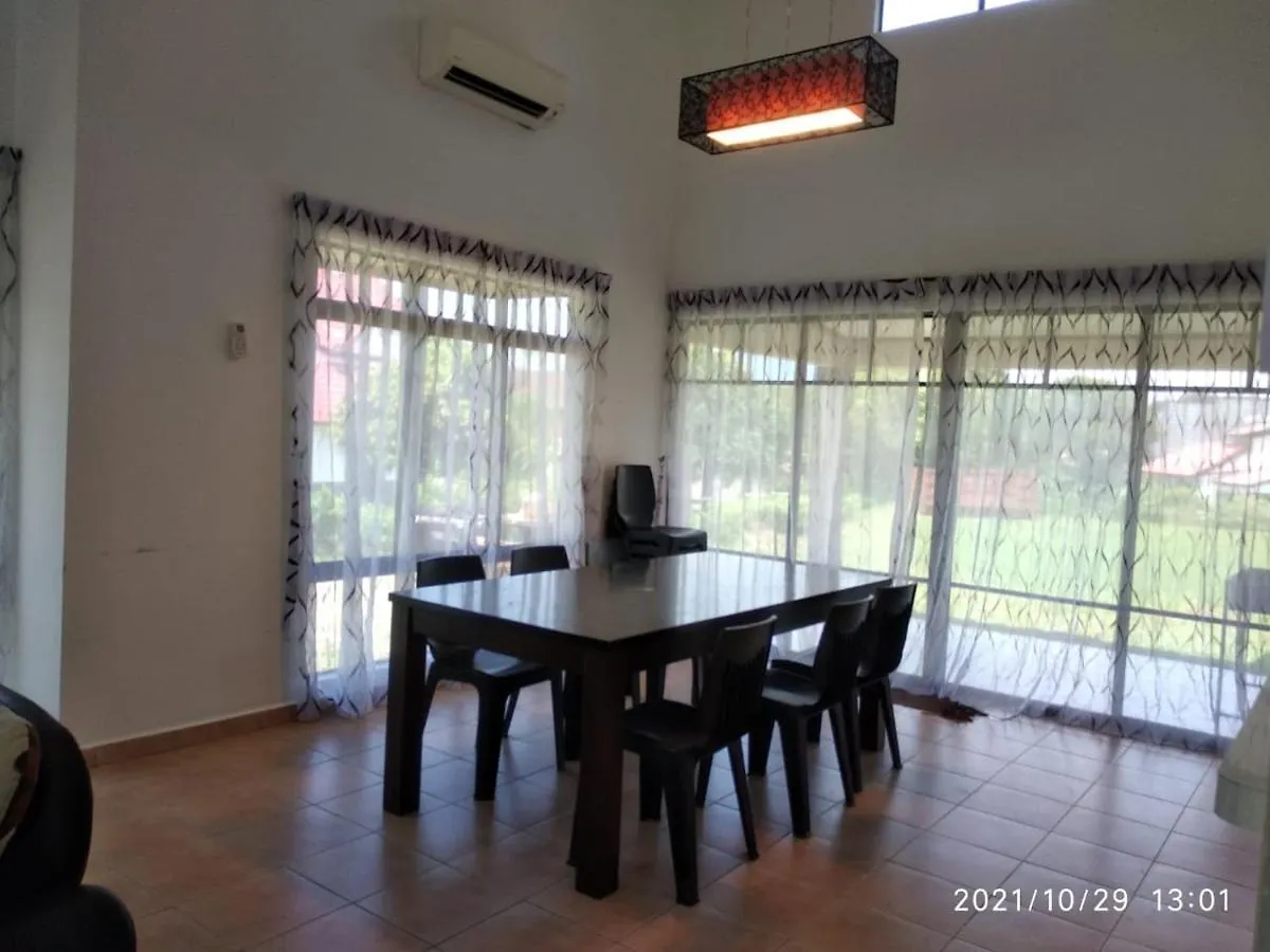 Tatil Evi Holiday Villa Famosa Malakka Malezya
