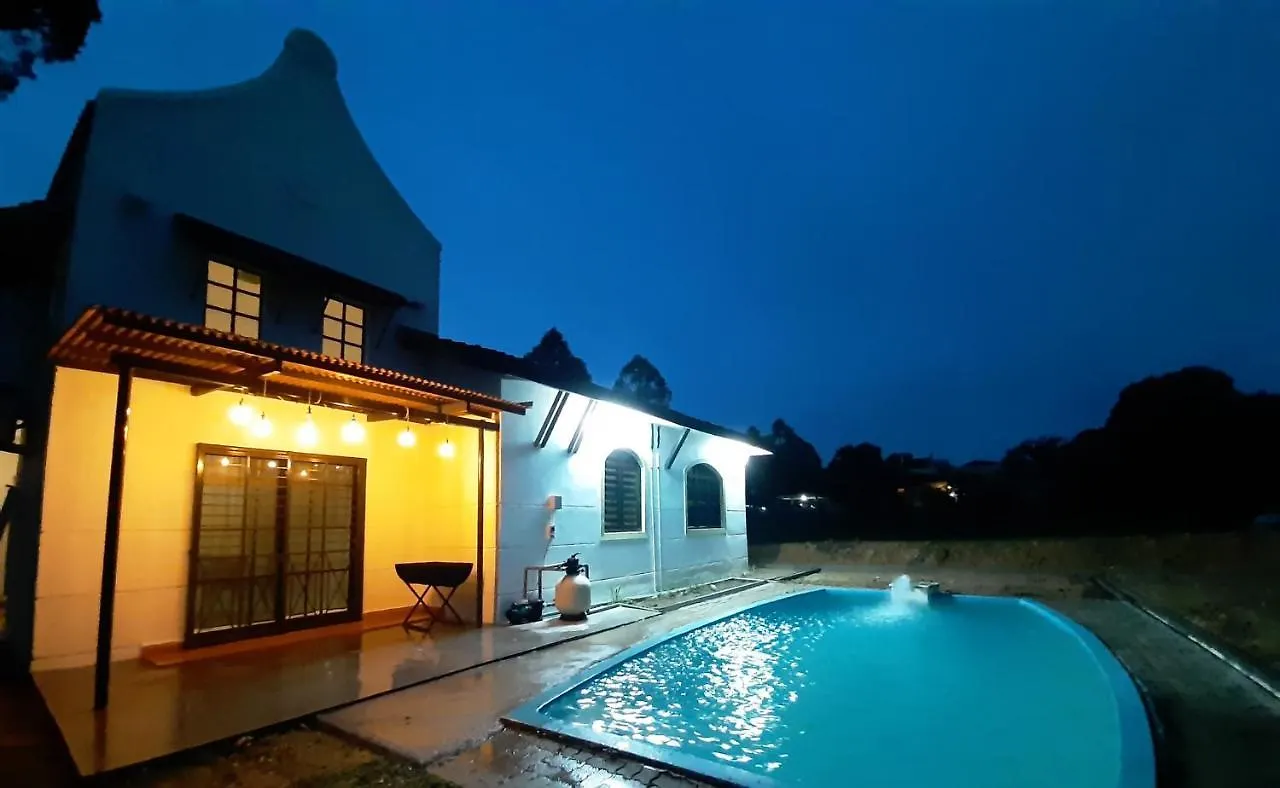 Tatil Evi Holiday Villa Famosa Malakka