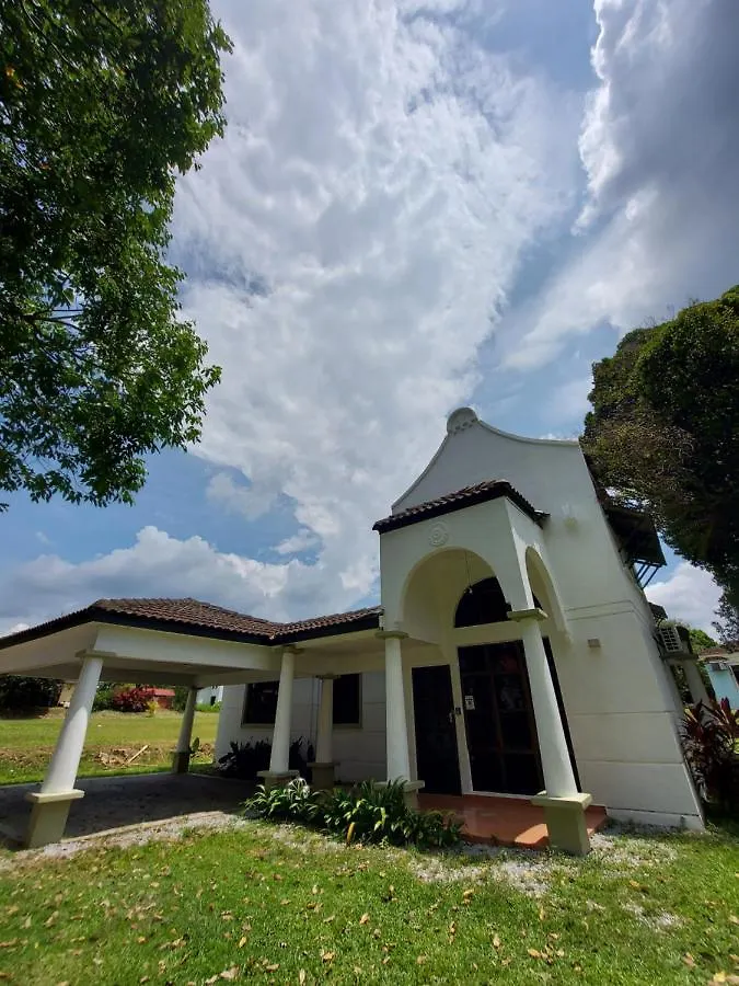 Holiday Villa Famosa Malakka Tatil Evi